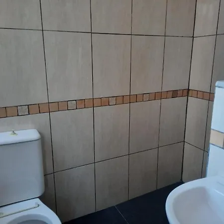 Nice ,quite Appartament 5-2 Apartment